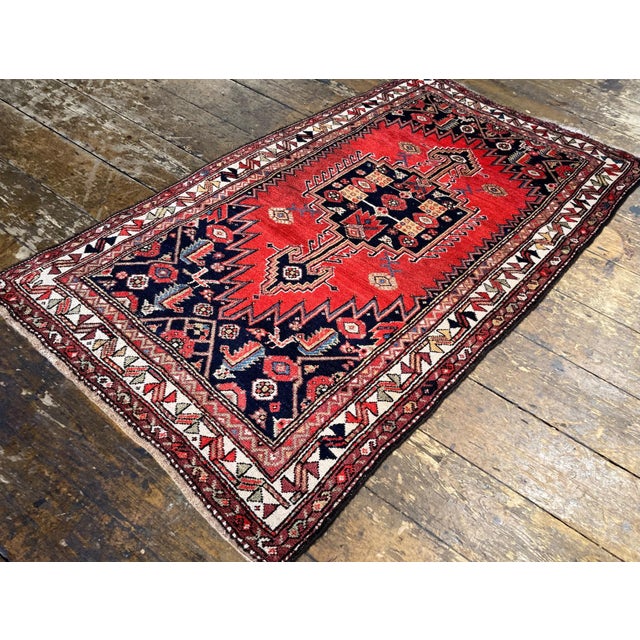 1920s Antique Luri Rug in Wool, 1920s For Sale - Image 5 of 18