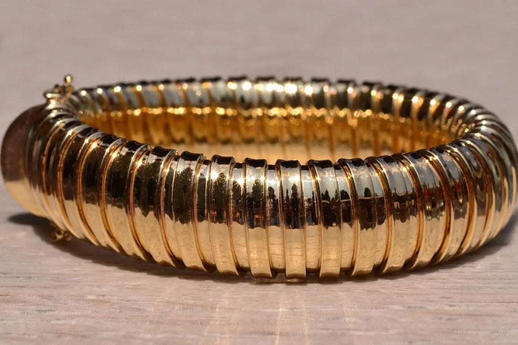 The Tubogas: Vintage Italian Made Tubogas Bracelet in Yellow Gold 