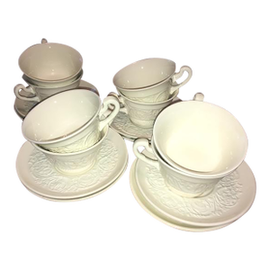 1930s Wedgwood Queensware Patrician Cups and Saucers Set of 8