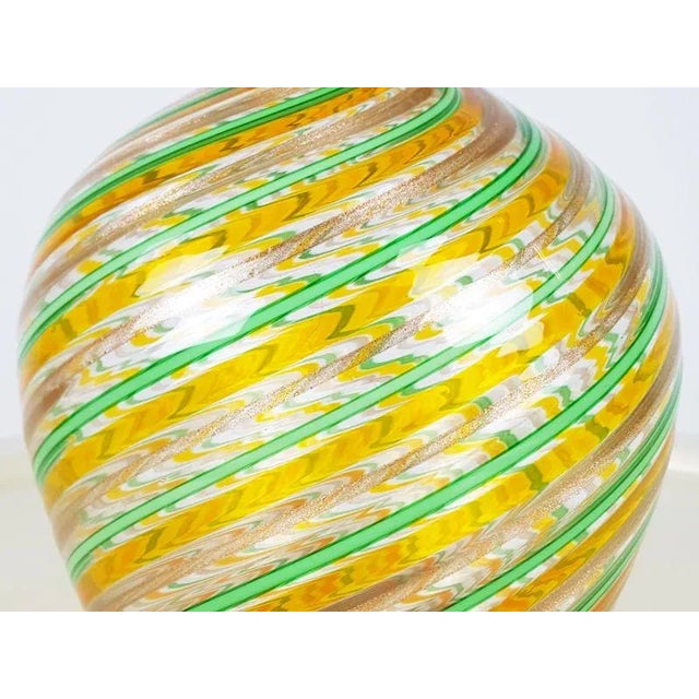 1970s Vintage Multi-Colored Murano Glass Vase from Fratelli Toso, 1970s For Sale - Image 5 of 8