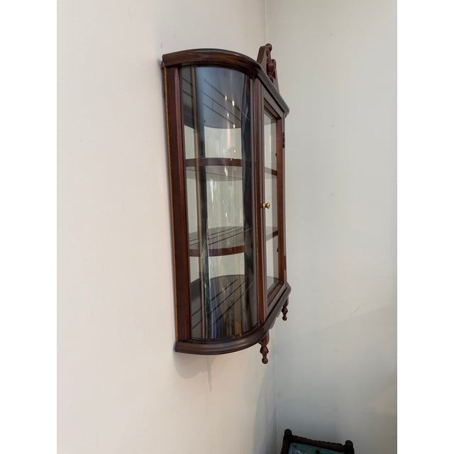 Victorian Curved Glass Mahogany 3 Tier Hanging Vitrine Wall Display Curio Cabinet For Sale - Image 12 of 13