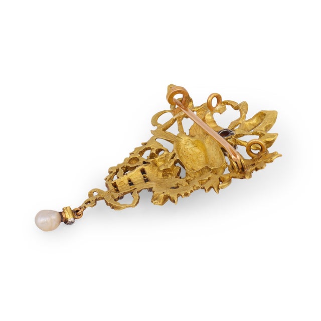 Early 20th Century Art Nouveau Diamond Pearl Dove Floral Bouquet 18k Yellow Gold Brooch For Sale In Los Angeles - Image 6 of 7