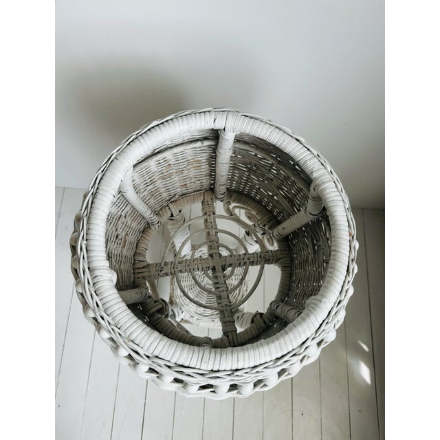 White Vintage Victorian Style Painted White Wicker Indoor or Outdoor Plant Stand For Sale - Image 8 of 8