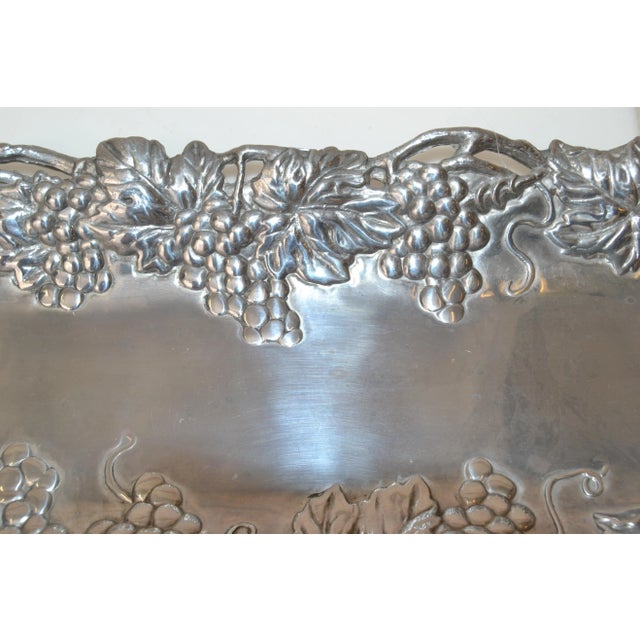 Silver 1990s Repousse Grapes Arthur Court Cast Aluminum Rectangle Serving Platter Tray For Sale - Image 8 of 13
