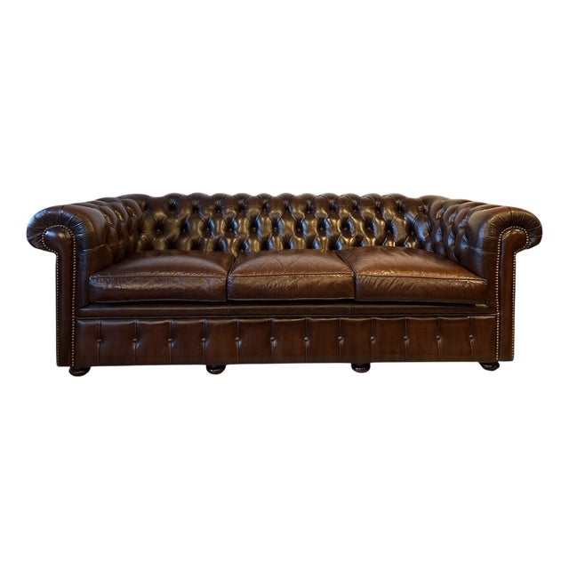 Vintage Brown Leather Chesterfield Sofa For Sale