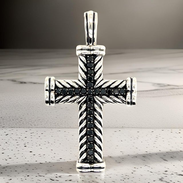 1990s David Yurman Black Diamond Chevron Silver Cross Pendant 16.5g Estate For Sale In New York - Image 6 of 14