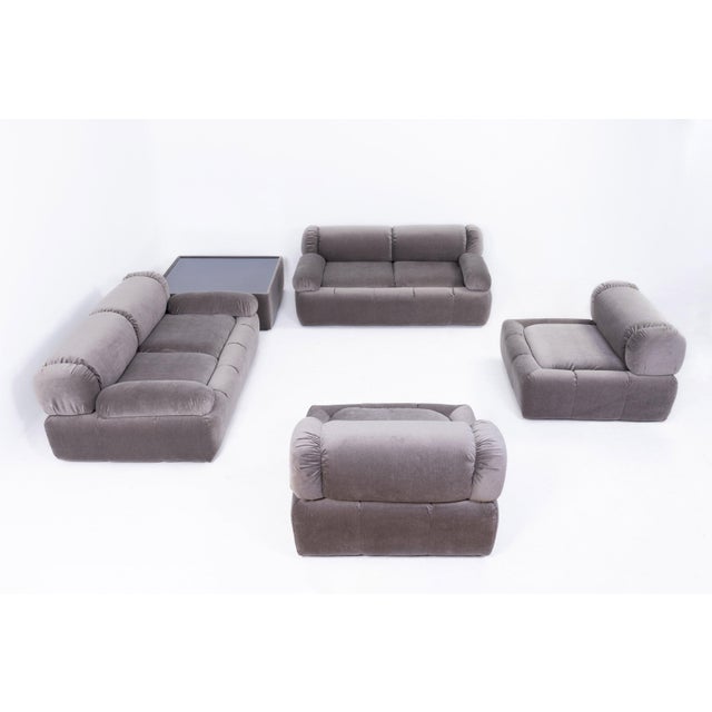 Gray Italian Modular Sofas, Lounge Chairs, and Coffee Table, 1970s, Set of 5 For Sale - Image 8 of 9