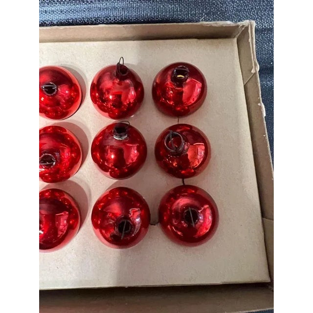 Vintage Red Shiny Brite Feather Tree Ornaments, Original Box - Set of 12 For Sale - Image 10 of 10