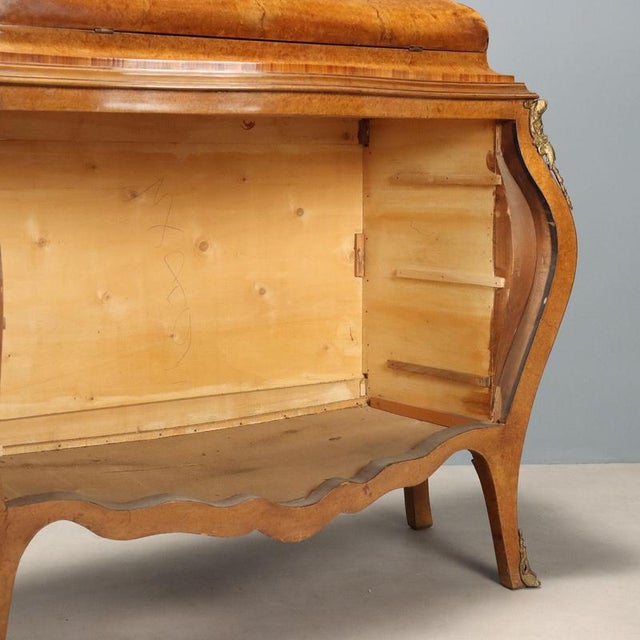 Early 20th Century Baroque Drop-Leaf Chest of Drawers in Mahogany and Burl, Italy For Sale - Image 9 of 11