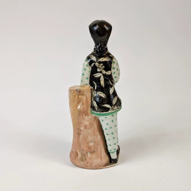 Chinese Late 19th Century Lady Holding an Umbrella Porcelain Figure For Sale - Image 3 of 6