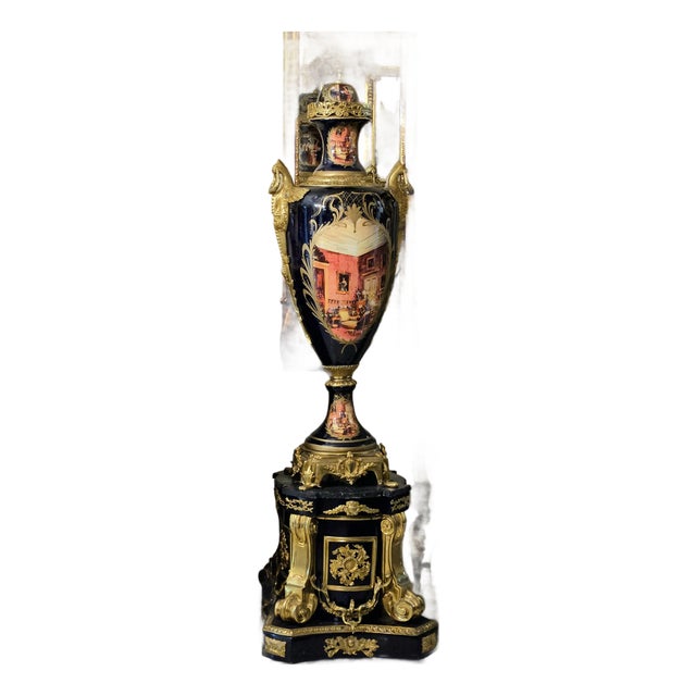 Midnight Court – French-Inspired Black Porcelain Vase on Ornate Pedestal With Victorian Scenes & Lavish Gilded Accents For Sale
