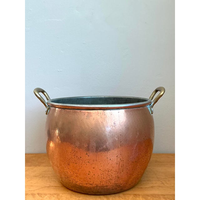This magnificent vintage copper vessel is a testament to the world-renowned craftsmanship of Ruffoni, Italy. Expertly...