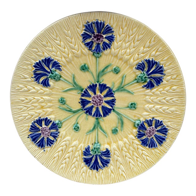 French Majolica Cornflower Plate Sarreguemines, Circa 1890 For Sale