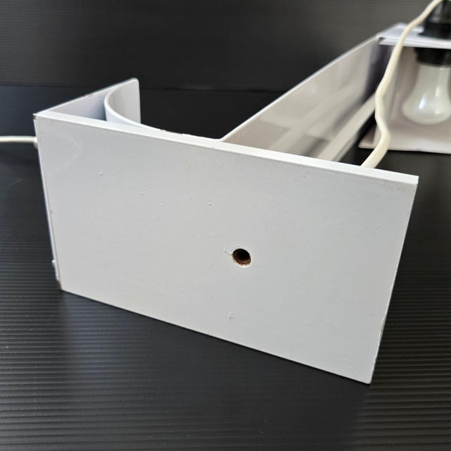 Vintage Table Lamp in White Lacquered Bent Metal, 1970s For Sale - Image 12 of 15