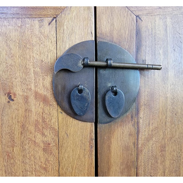 Wood Mid 20th Century Chinese Alter Cabinet / Table For Sale - Image 7 of 13