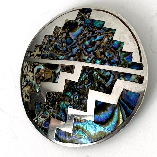 Mexican Taxco Mexico Sterling Silver and Abalone Round Pendant/Brooch For Sale - Image 3 of 4