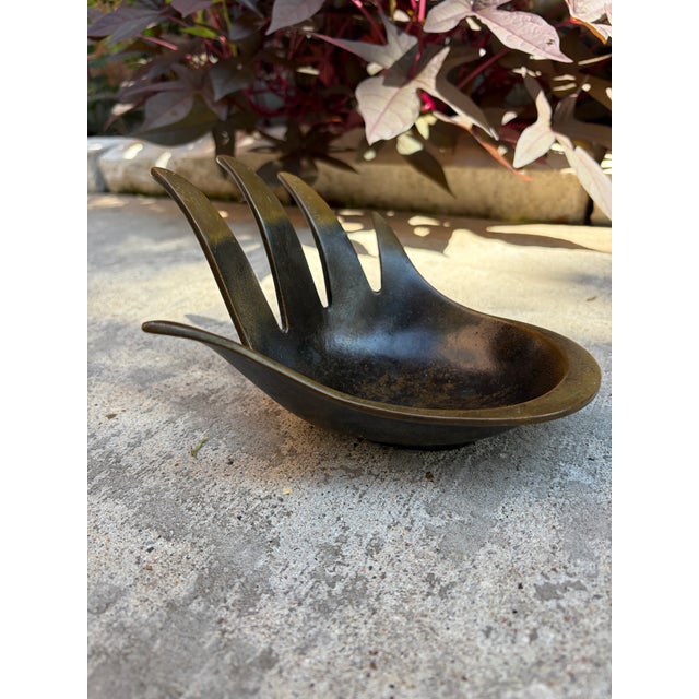 1950s Vintage Brutalist Walter Bosse Sculptural Bronze Hand Bowl or Ashtray, Herta Baller, Austria, 1950s For Sale - Image 5 of 12
