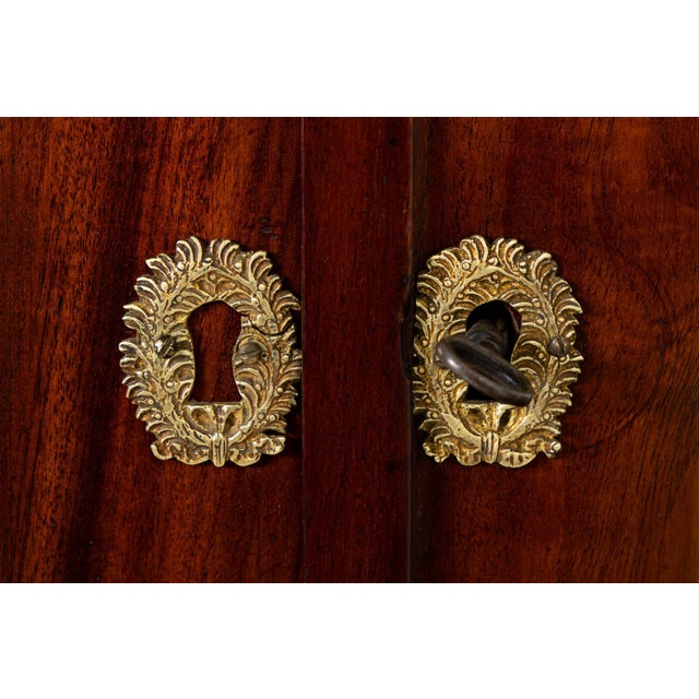 Traditional Empire Mirrored Chest of Drawers For Sale - Image 3 of 14