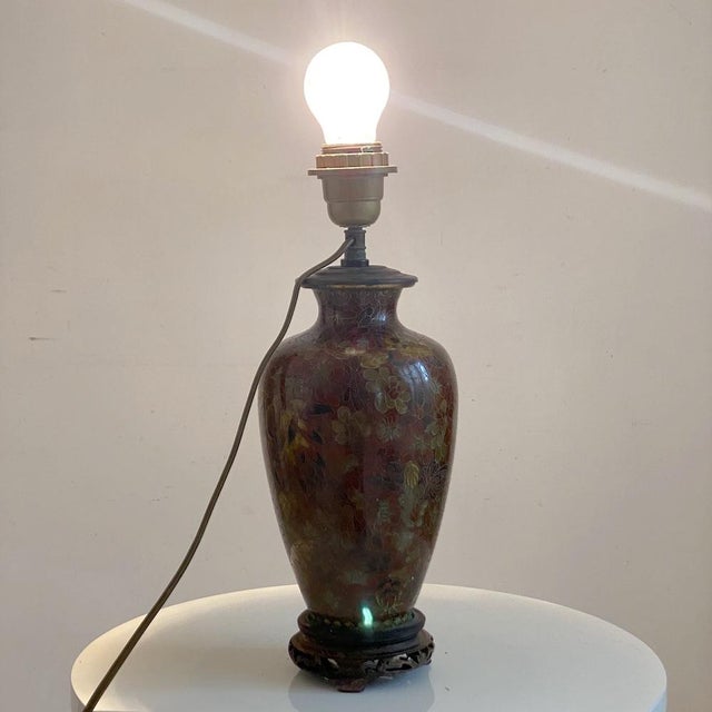 Chinese Porcelain Table Lamp Base, in Good conditions. Designed before 1890 European Plug (up to 250V).The wiring of this...