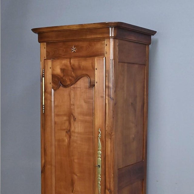 Late 19th Century Louis XV Standing Man in Cherrywood For Sale - Image 10 of 18