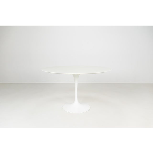 2000 - 2009 Round Marble Tulip Dining Table by Eero Saarinen for Knoll, 2000s For Sale - Image 5 of 14