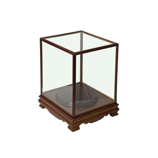 Traditional Vintage Glass Transparent Rectangular Shape Cover Display Case For Sale - Image 3 of 8