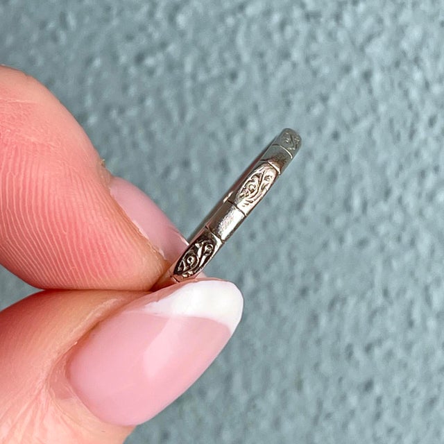 Art Deco Antique Platinum Engraved Band – A Whisper of the 1920s, Size 5.25 For Sale - Image 3 of 6