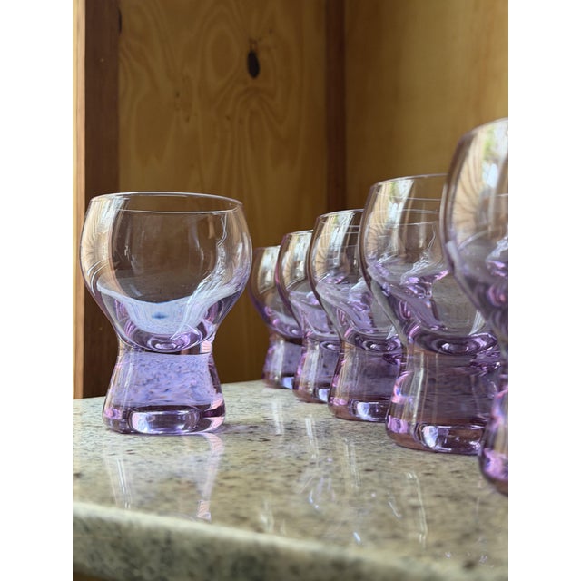 Mid-Century Modern Murano Alexandrite Glass Bullicante Goblets, 1962, Set of 12 For Sale - Image 4 of 18