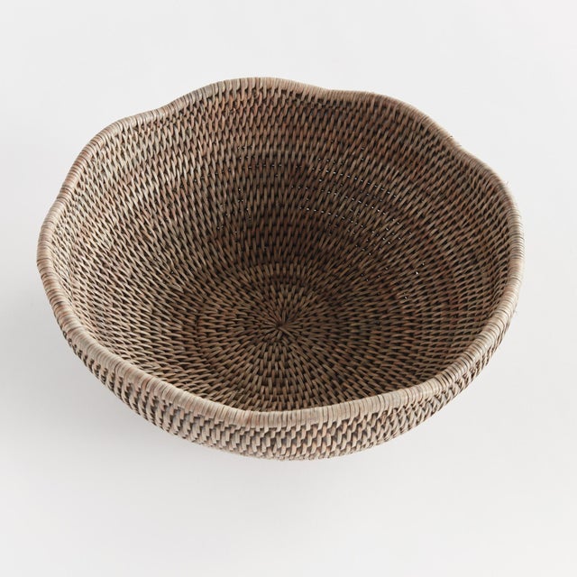 From the signature tight weave to the natural graywash finish, Burmese artistry is truly exceptional. The scalloped edge...