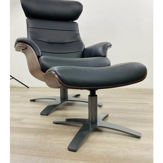 2020s Mid-Century Modern Eames Inspired Italian Black Leather Lounge Chair and Ottoman For Sale - Image 5 of 7