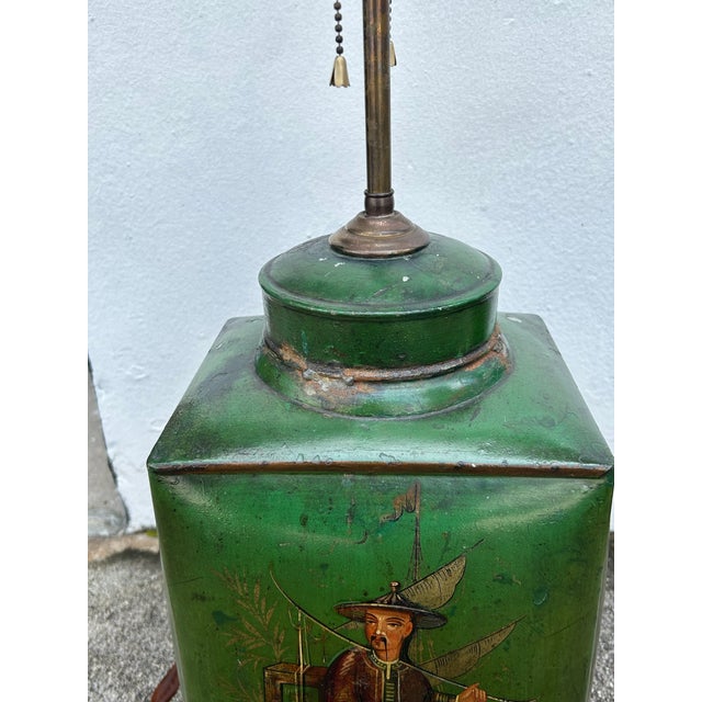 Late 19th Century Antique Traditional English Tole Chinoiserie Table Lamps - a Pair For Sale - Image 5 of 8