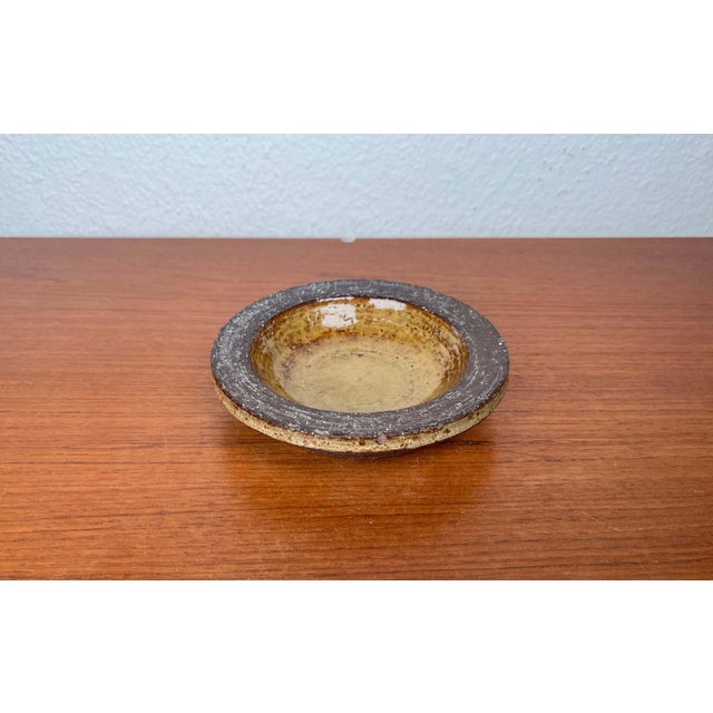 Mid-Century Modern Yellow Danish Studio Pottery Bowl from Michael Andersen Keramik, 1960s For Sale - Image 11 of 11