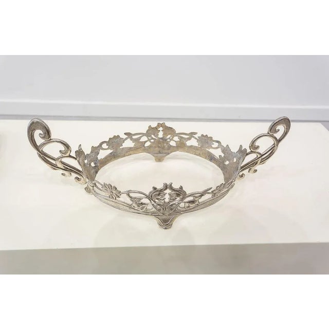 Antique Spanish Centerpiece in Silver Metal and Tin For Sale - Image 5 of 7