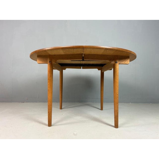 PP70 Round Extendable Dining Table attributed to Hans J. Wegner for Andreas Tuck, Denmark, 1970s For Sale - Image 3 of 10