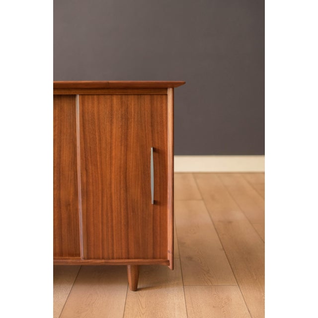 1960s Mid Century Modern Solid Walnut Stereo Console Cabinet by Ace-Hi Furniture For Sale - Image 5 of 18