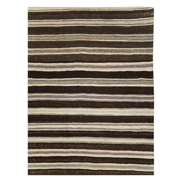 Mid-Century Modern Galerie Shabab Collection Mid-20th Century Handmade Turkish Flat-Weave Kilim Rug in Charcoal and Cream For Sale - Image 3 of 10