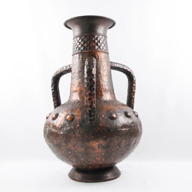 Important Italian Copper Baluster Urn Vase For Sale In Atlanta - Image 6 of 11