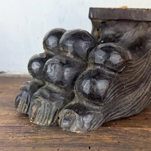 Large Italian Architectural Salvage Lion Feet, Set of 2 For Sale - Image 10 of 13