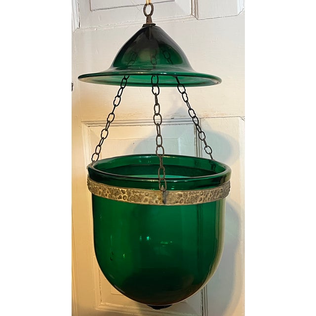 American Large Antique 19th Century American Federal Emerald Green Blown Glass Bell Jar Hall Lantern With Witch's Hat Smoke Shade For Sale - Image 3 of 11