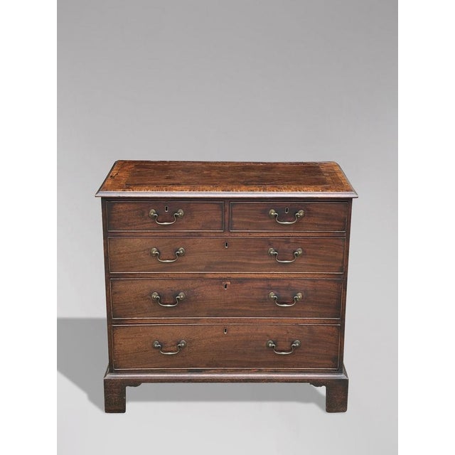 George III Mahogany Chest of Drawers, 1780s For Sale - Image 10 of 11