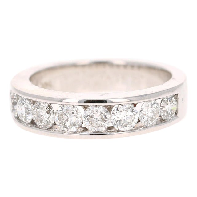 1.25 Carat Round Cut Diamond 14 Karat White Gold Band, Size 7 For Sale