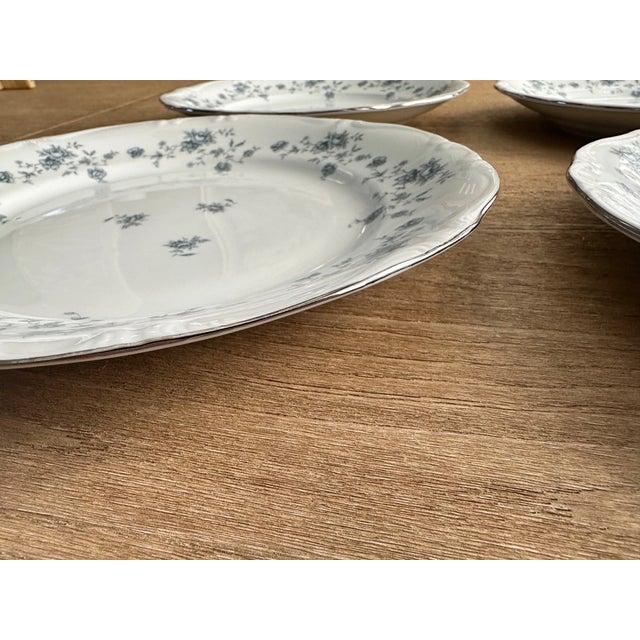 Mid-Century Modern Vintage Johann Haviland Blue Garland 10" Floral Dinner Plates Bavaria Germany - Set of 4 For Sale - Image 3 of 4