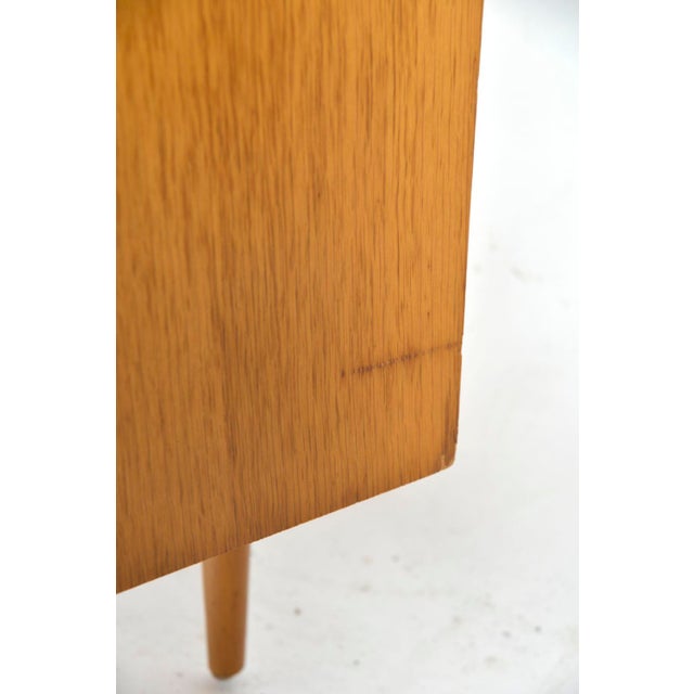 Concorde Range Chest of Drawers in Oak and Beech by John & Sylvia Reid for Stag, 1960s For Sale - Image 18 of 18