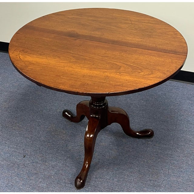 Antique 18th Century Queen Anne Tilt Top Tea Table For Sale - Image 4 of 9