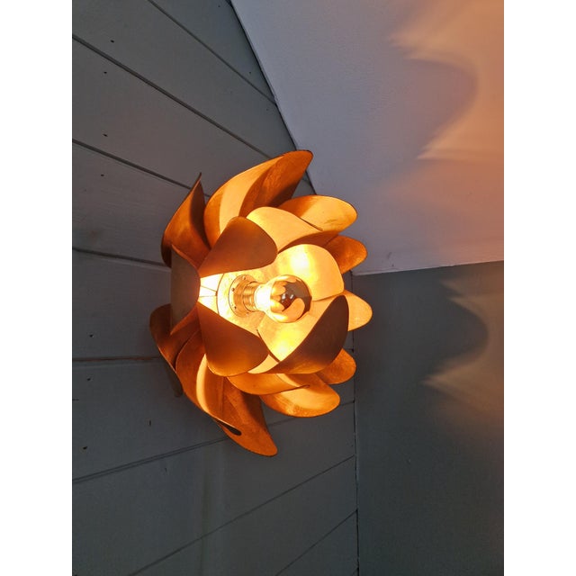 Floral Wall Sconce in Gilded Metal, Italy, 1970s For Sale - Image 12 of 15