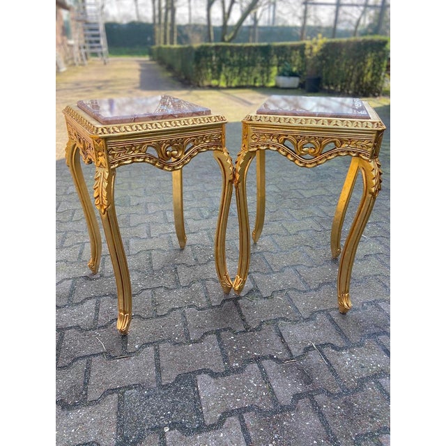 1990s French Louis XVI Gold Pink Marble Side Tables Pair For Sale - Image 11 of 17