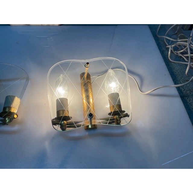 Glass and Brass Sconces from Pietro Chiesa, 1940s, Set of 2 For Sale - Image 3 of 9