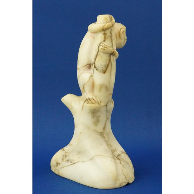 Qing Dynasty Qianlong Marble Monkey Sculpture with Jasper Eyes, China, Late 1800s For Sale - Image 4 of 18