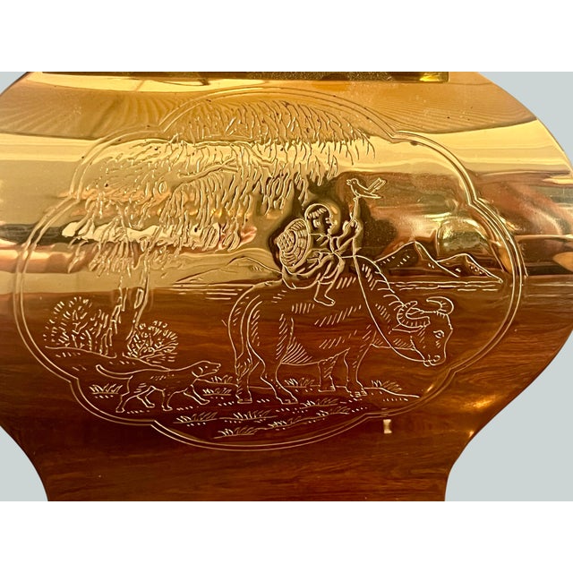 1940s Vintage Pair Brass Chinoiserie Table Lamps-Hollywood Regency-Asian-Engraved For Sale - Image 5 of 10