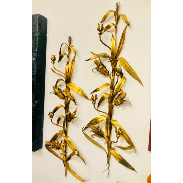 1960s Vintage Italian Gold Gilded Corn Husk Large Wall Sconces - a Pair For Sale - Image 9 of 10